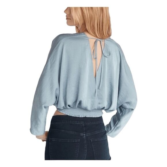 Express Satin Surplice Blouse Blue Cropped Dolman Long Sleeve V-Neck Top Sz XS - Picture 3 of 8